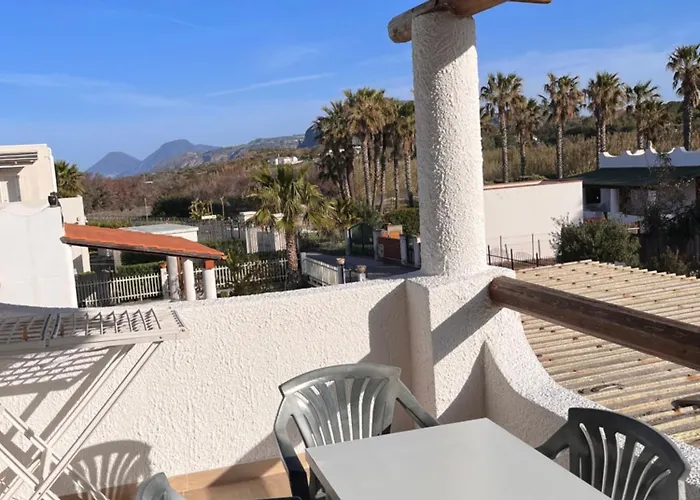 La Casina Di Shabbi * Vulcano (Isola)